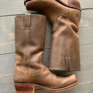 Frye Cavalry Women’s boot size 8M